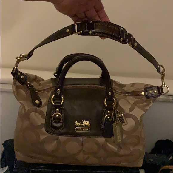 Coach Handbag and wallet. (Only used once) - Picture 2 of 14